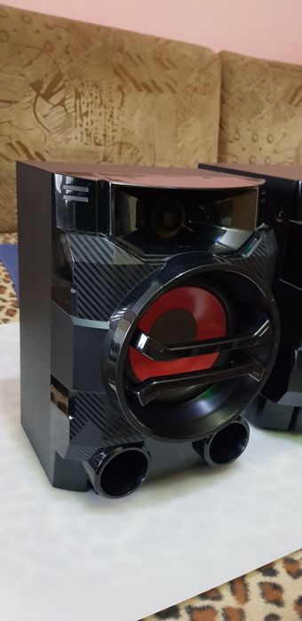 Колонки и Муз. Центр Lg