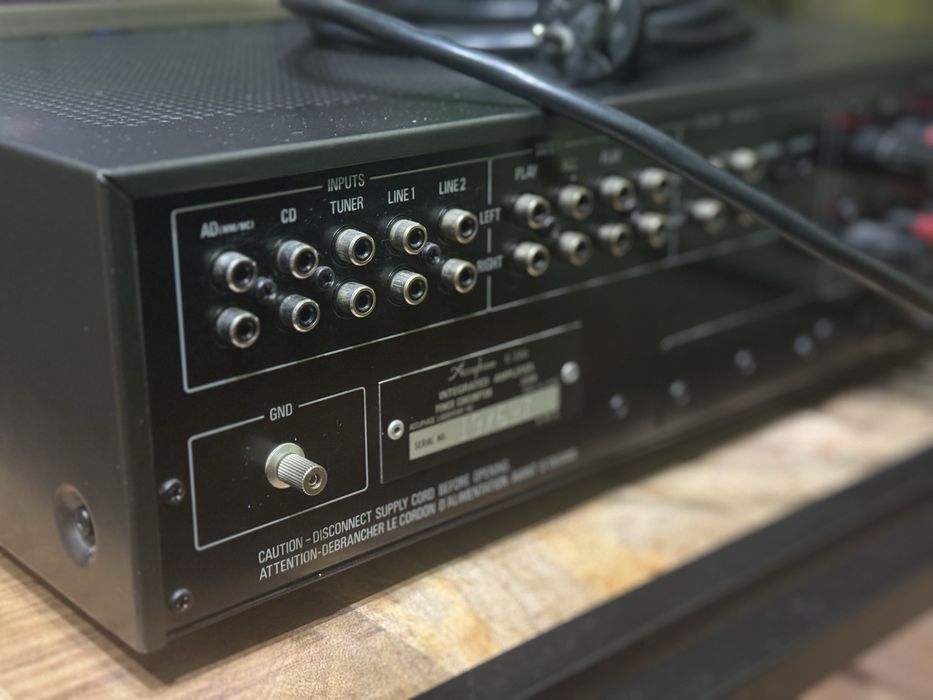Amplificator stereo integrat Accuphase E-206