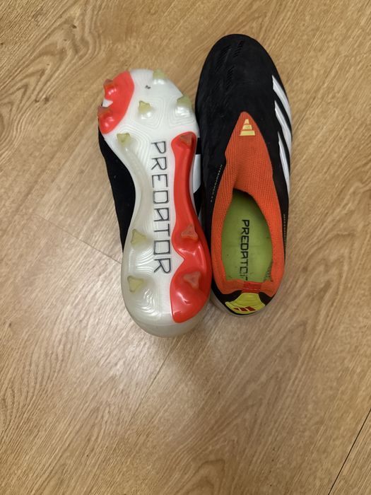 бутсы adidas predator. 42 размер