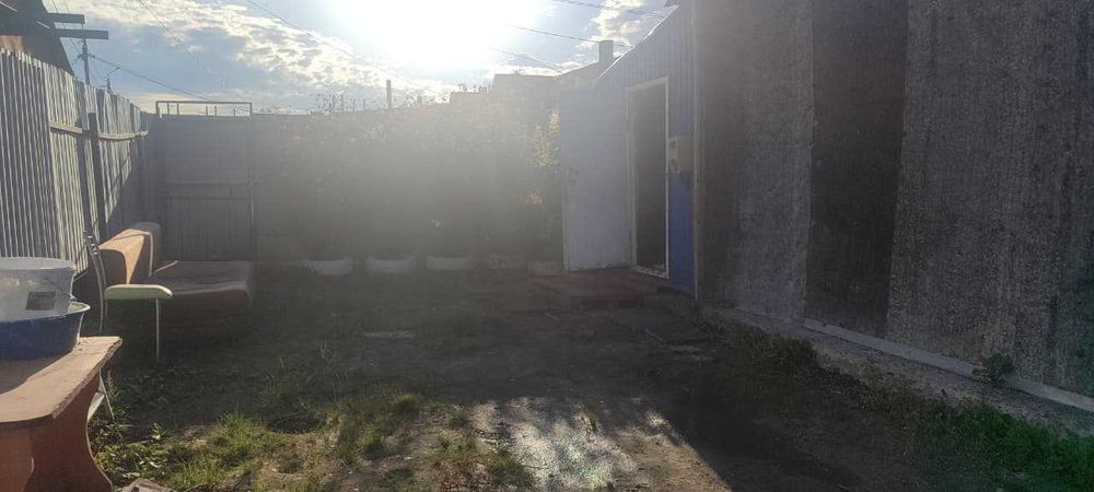 Продам 2-комн.дом в Рабочем. Барачного типа.