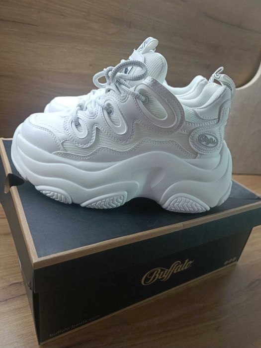 Маратонки Buffalo