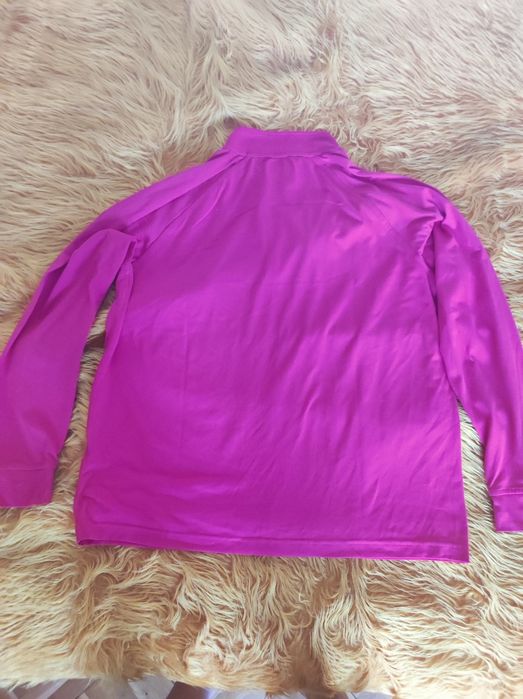 Продавам фланела Under Armour