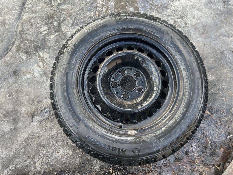 Продам железные диски комплект