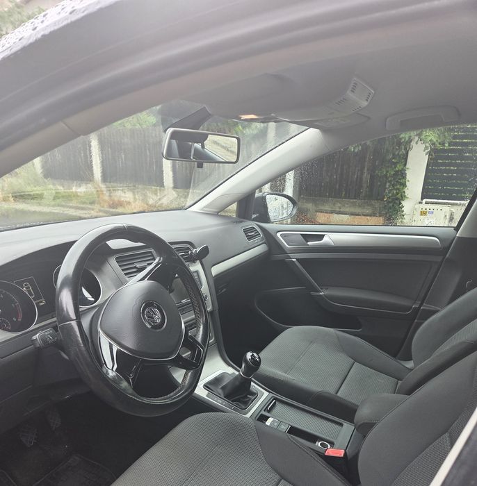 VW Golf 1.6 TDI, 110CP, 150.000km reali, primul proprietar