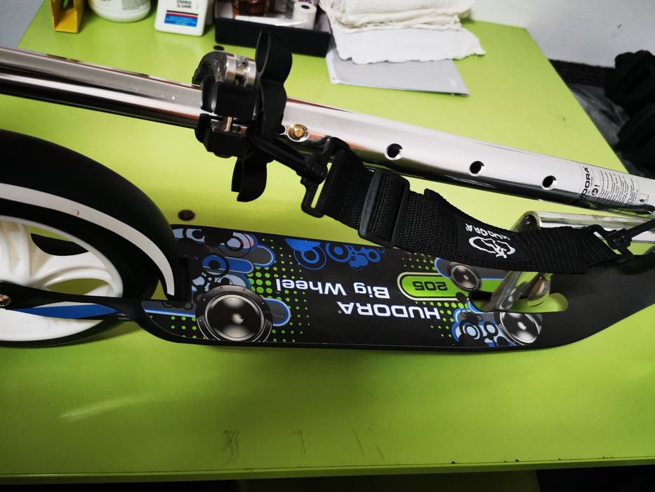 Vând trotinete Hudora Big Whell