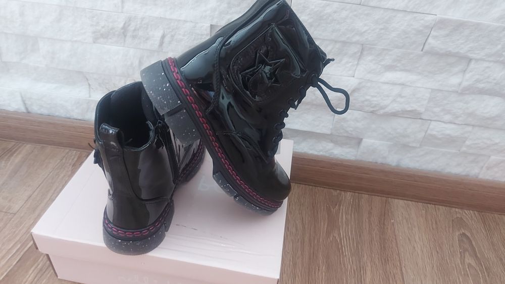 Детски нови боти с топла вата 33номер(21см стелка)