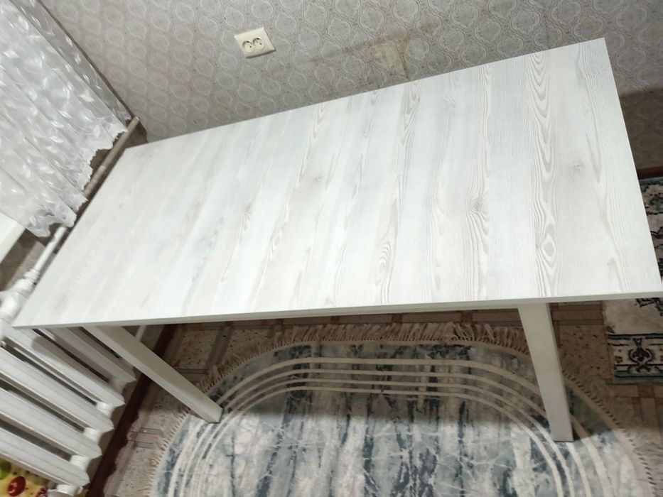 Кухонный стол новый