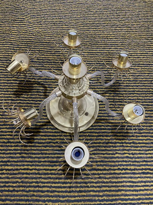 Люстра классическая с 7 лампочками