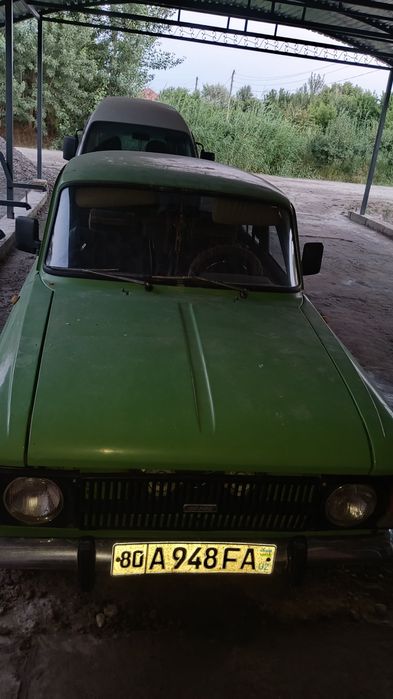 Moskivich 412 sotiladi