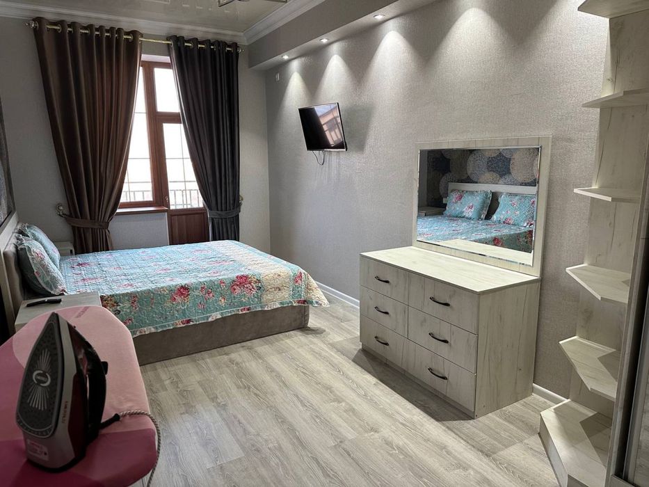 Вакзал Узгазоил ёнида куп қаватли дом лефт бор 3/6