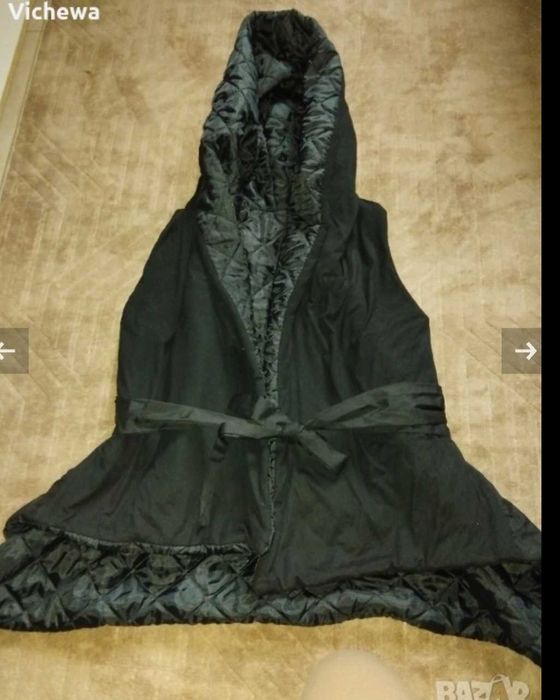 Дамски черен  елек