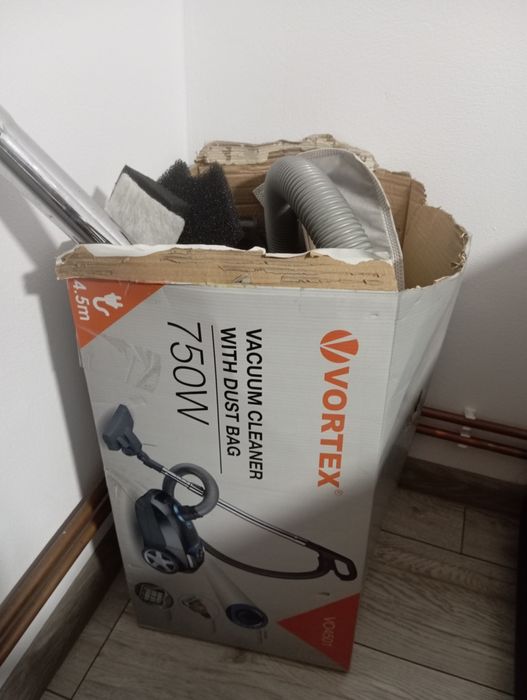 Aspirator cu sac VORTEX VO4501 2 L 750W Negru Albastru