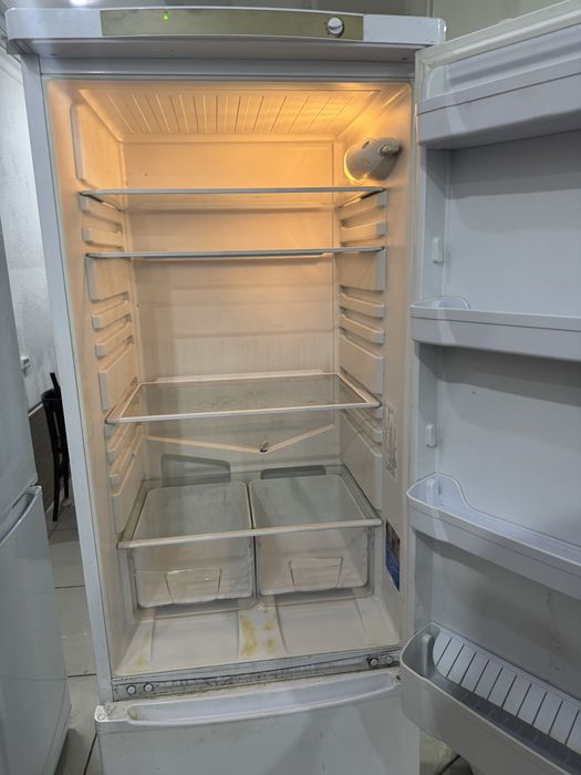 Холодильник INDESIT
