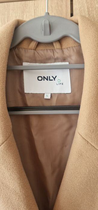 Палто с колан ново