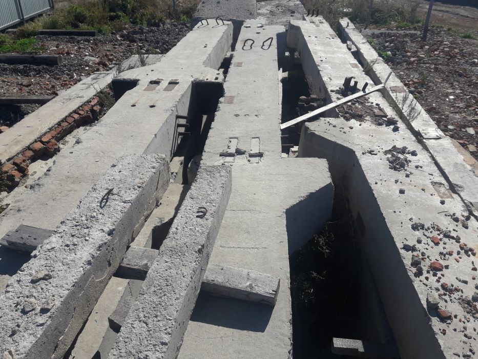 Колоны. .перемычки ,