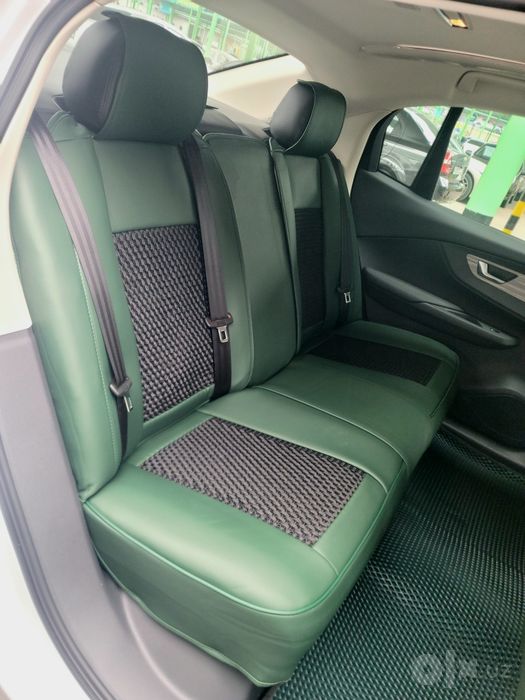 Avto chehol chexol,авто чехол чехлы HONGQI EQM 5