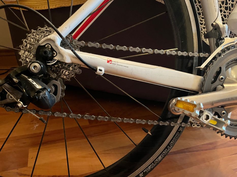 Планински велосипед Шосеен велосипед