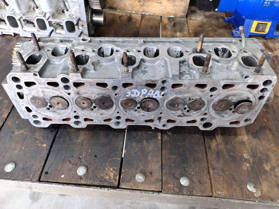 Глава за Фолксваген ЛТ / Транспортер Т4 / LT / Transporter T4 2.5  TDI