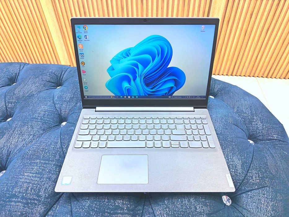 Lenovo core i3 8th gen