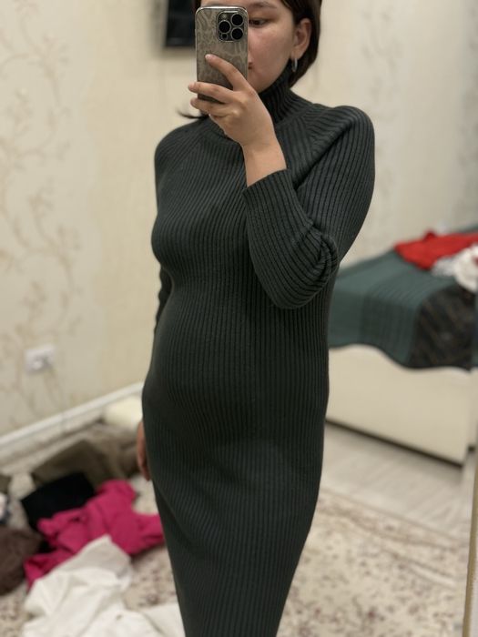 Отдам даром женские вещи