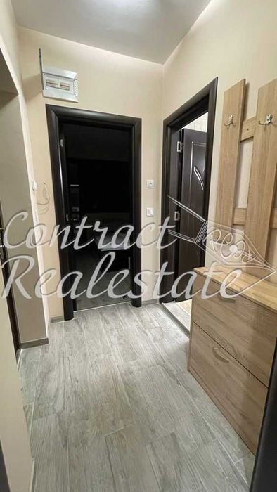 Дава се под наем Двустаен апартамент в Варна, Колхозен пазар - 50 кв.м за 382.5 € - Снимка #3