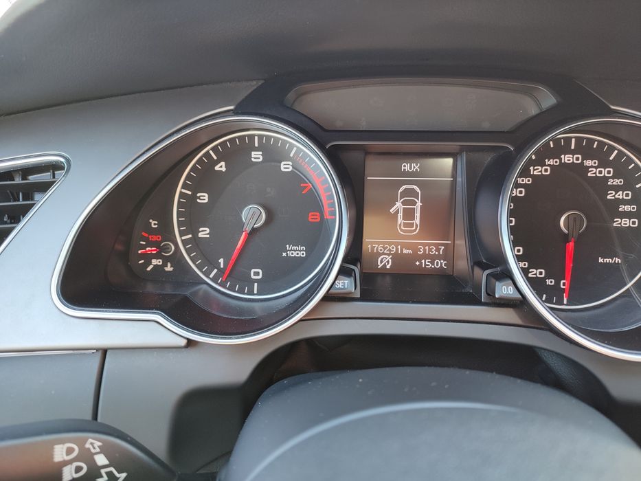 Vând sau Schimb Audi a5 coupe 1.8tfsi înmatriculat