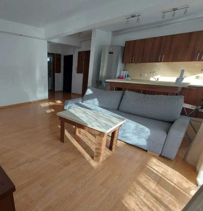 Дава се под наем Тристаен апартамент в Пловдив, Кючук Париж - 86 кв.м за 418.71 € - Снимка #3