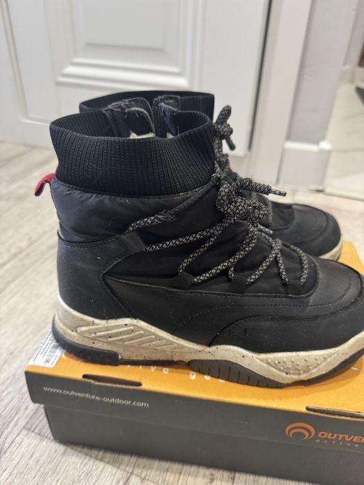 Продам зимнюю обувь для мальчика