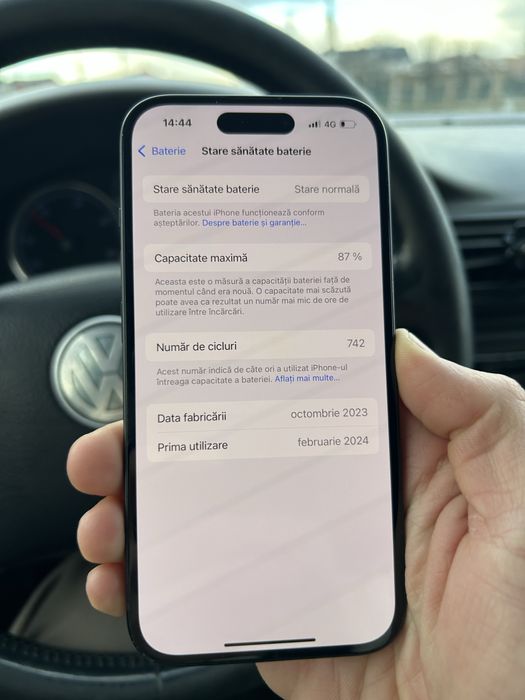 Vand iphone 15 negru 128 gb neverlocked