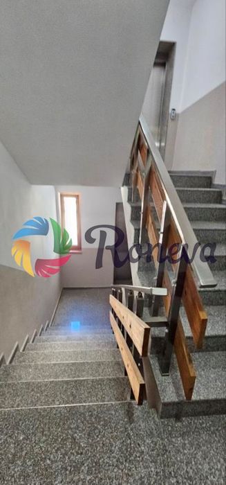 Продава се Тристаен апартамент в Варна, Виница - 118 кв.м за 629 €/кв.м - Снимка #1