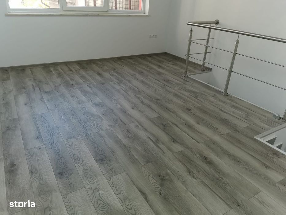 Spatiu comercial zona piata centrala,parter+etaj, suprafata utila 60mp