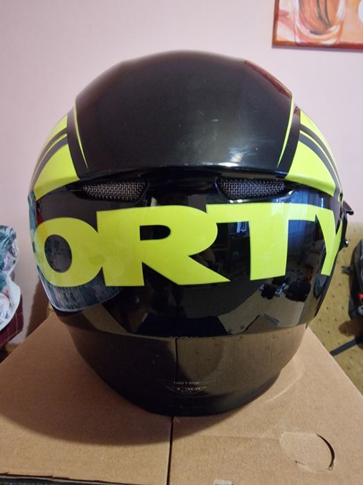 Каска за пистов мотор AGV Valentino Rossi