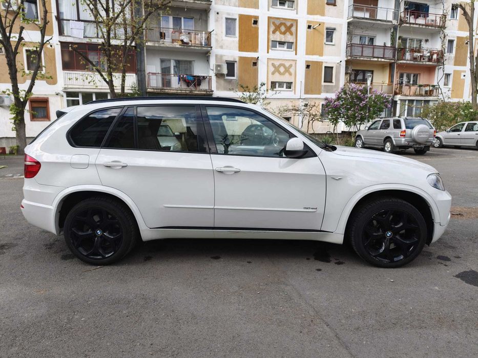 Proprietar unic vand SUV BMW x5m