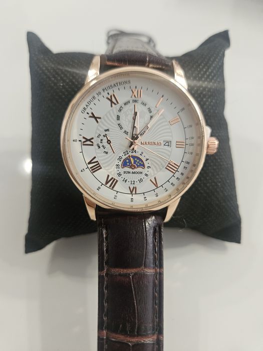 ТОП Чисто Нови Италиански Часовници с Кварцов Механизъм