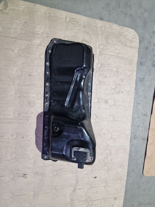 Baie ulei bmw e90 e91 e92 e93 n53 325i 330i 7553164