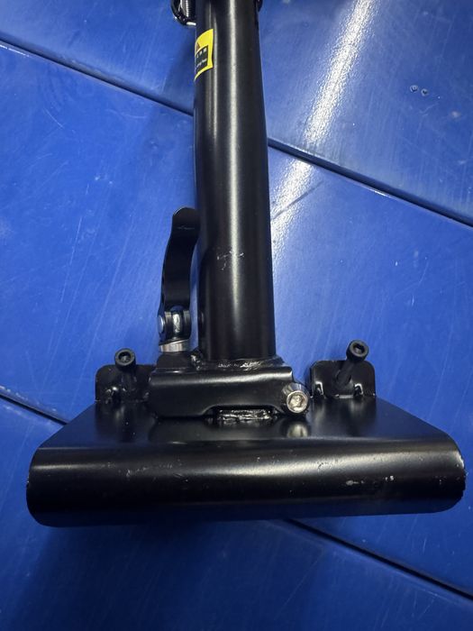 Седалка  с амортисьор за електрическа тротинетка скутер сваляема