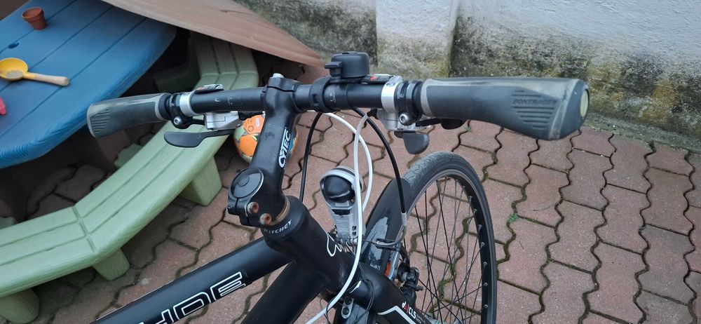 Bicicleta oras/naveta Cube Hyde Aluminiu, marimea 50, 3x8v SRAM, roti 28" cu dinam butuc fata,