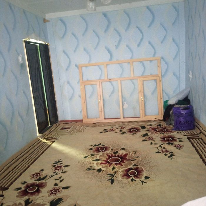 Bòstonliq tumani Tovoqsoyda 3 xonali kv sotiladi maktab oldida