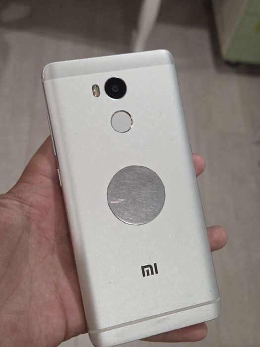 Продам Redmi 4 32 гб