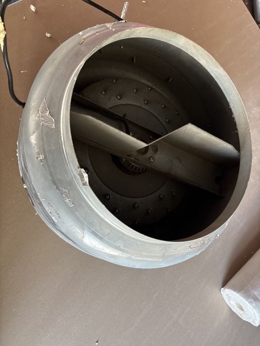 Центробежен вентилатор 315 мм, 1630 м3/час