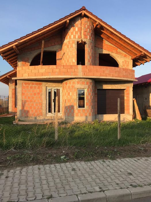 Casa 185 mp utili / constructie caramida Porotherm