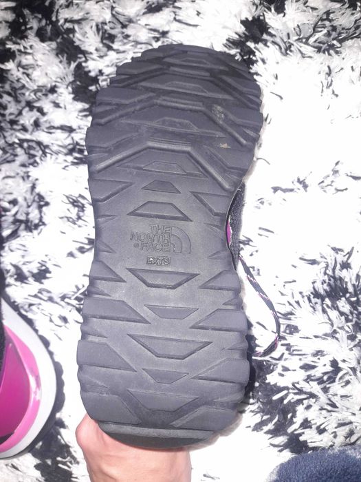 Маратонки the north face