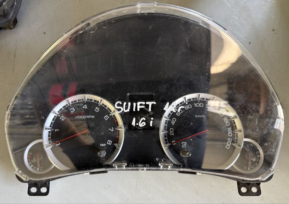 Километраж уреди за  Suzuki Swift 1.6 2012г