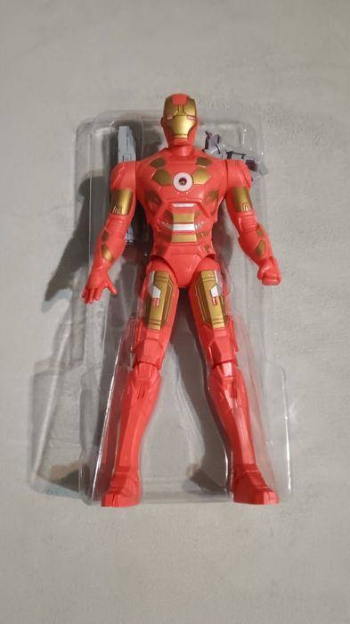 Фигурка на Iron Man / Железният човек