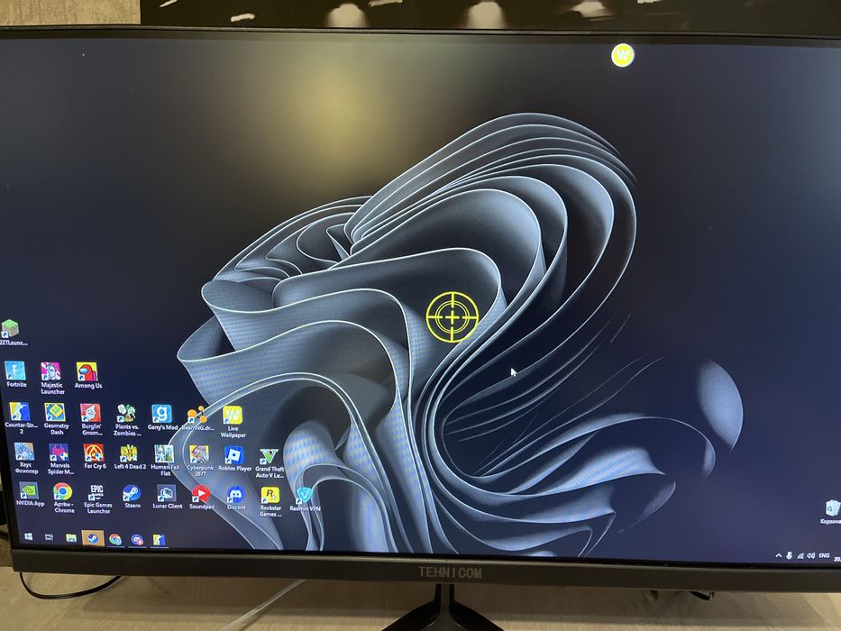 Моритор 240герц практически новый