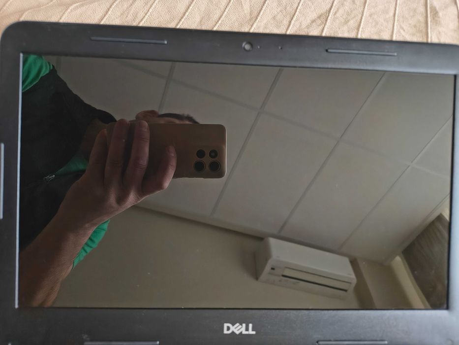 Продава запазен Dell Latitude 3310