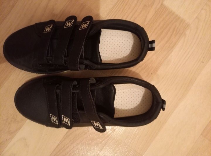 Обувь кеды почти новые 36 размер