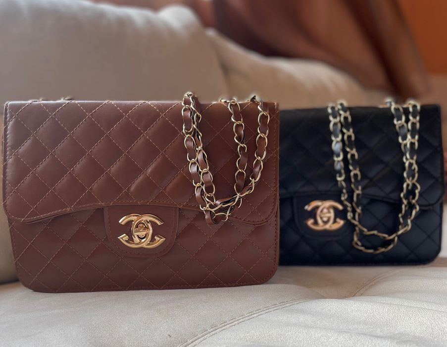 Дамски чанти. :)