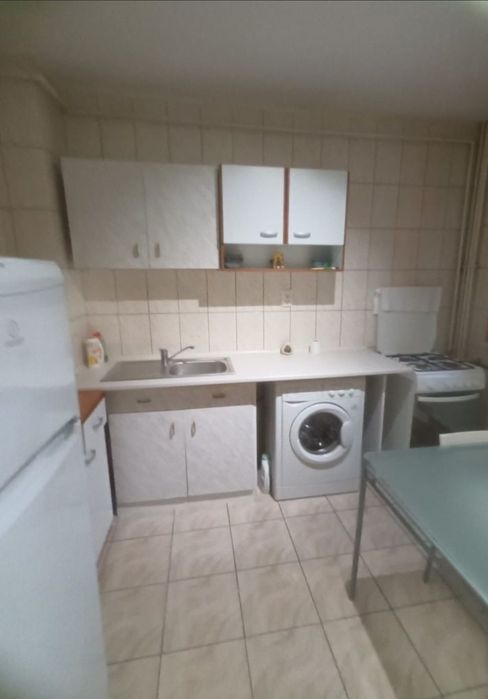 Inchiriere apartament 2 Camere, decomandat, Titan