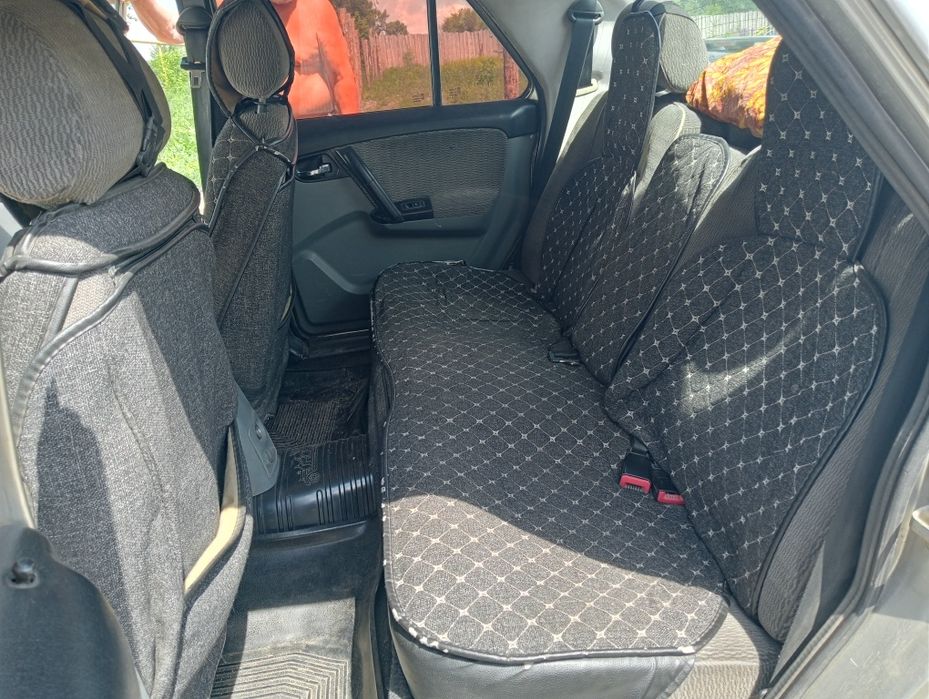 Продам  автомобиль ГАЗ 31105